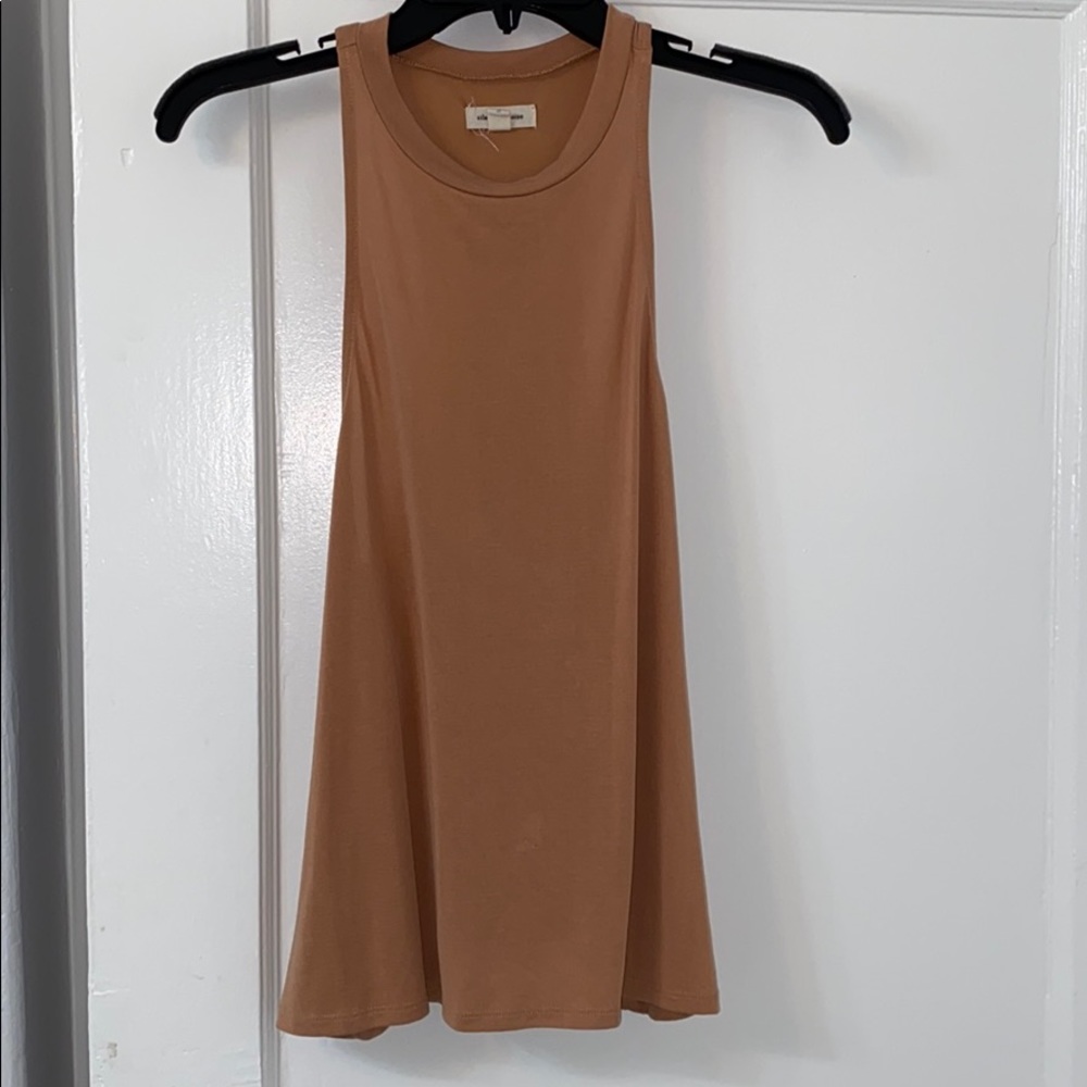 Silence and noise size small orange tank top